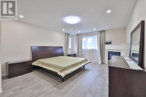 2 Gleave Court, Aurora, ON - Indoor Photo Showing Bedroom With Fireplace