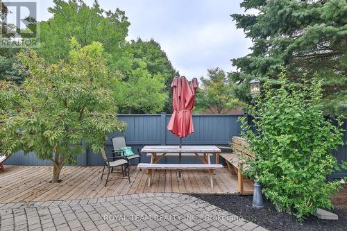 2 Gleave Court, Aurora, ON - Outdoor With Deck Patio Veranda