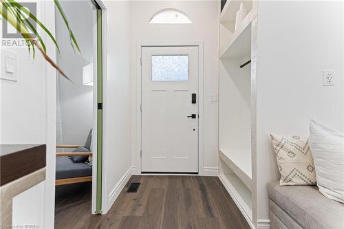 Mudroom featuring dark hardwood / wood-style floors - 50 Ontario Street, Brantford, ON - Indoor Photo Showing Other Room