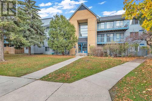 922 - 95 Trailwood Drive, Mississauga, ON - Outdoor With Balcony With Facade