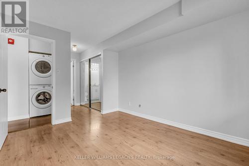 922 - 95 Trailwood Drive, Mississauga, ON - Indoor Photo Showing Laundry Room