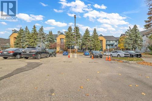 922 - 95 Trailwood Drive, Mississauga, ON - Outdoor