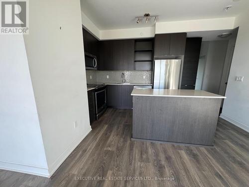 607 - 4655 Glen Erin Drive, Mississauga, ON - Indoor Photo Showing Kitchen With Stainless Steel Kitchen