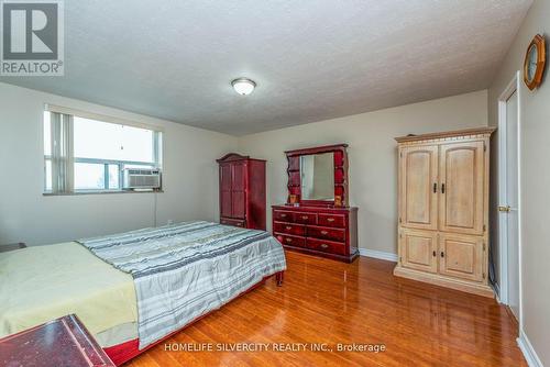 605 - 3555 Derry Road E, Mississauga, ON - Indoor Photo Showing Bedroom