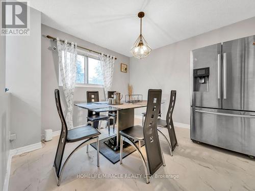 3 - 24 Franklin Court, Brampton, ON - Indoor Photo Showing Dining Room