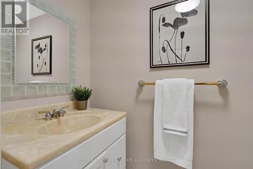 1321 Valerie Crescent, Oakville, ON - Indoor Photo Showing Bathroom