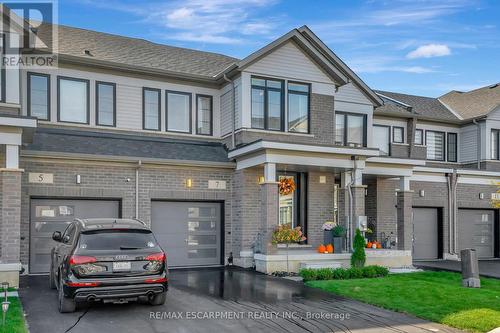 7 Freedom Crescent, Hamilton, ON - Outdoor With Facade