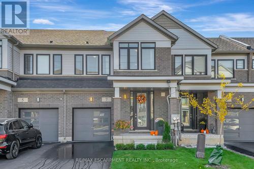 7 Freedom Crescent, Hamilton, ON - Outdoor With Facade