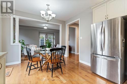 438 Old Colony Road, Richmond Hill, ON - Indoor Photo Showing Dining Room