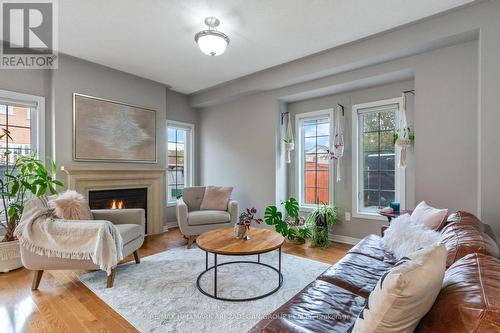 438 Old Colony Road, Richmond Hill, ON - Indoor Photo Showing Living Room With Fireplace