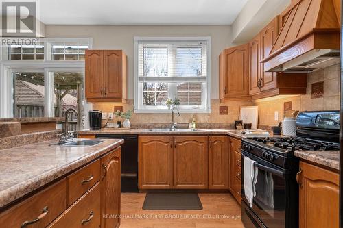 963 Lake Drive E, Georgina (Sutton & Jackson'S Point), ON - Indoor Photo Showing Kitchen With Double Sink