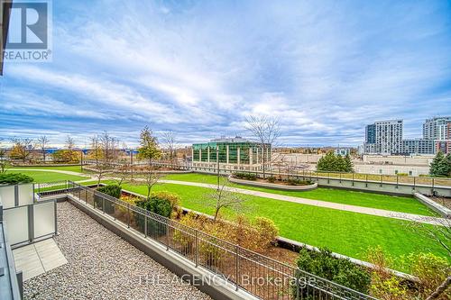 405 - 65 Oneida Crescent, Richmond Hill, ON - Outdoor With View