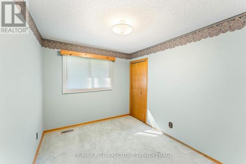 1033 Coupland Road, South Frontenac (Frontenac South), ON - Indoor Photo Showing Other Room