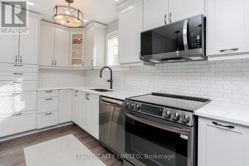 22 Cook Crescent, St. Thomas, ON - Indoor Photo Showing Kitchen With Upgraded Kitchen