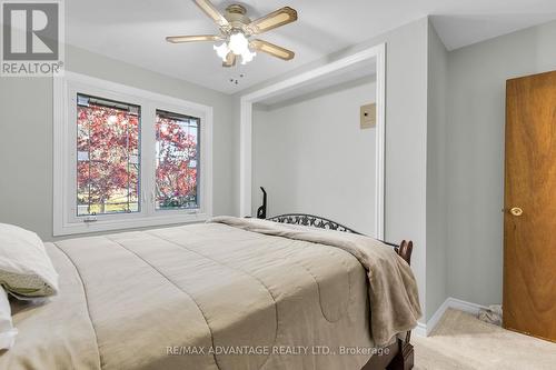 1824 Avalon Street, London, ON - Indoor Photo Showing Bedroom