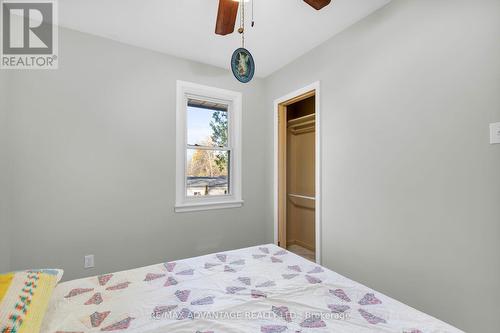 1824 Avalon Street, London, ON - Indoor Photo Showing Bedroom