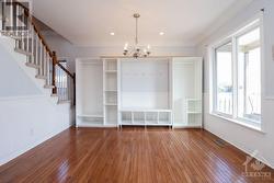 Front room by entrance - 