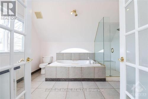 1340 Aurele Street, Ottawa, ON - Indoor Photo Showing Bathroom