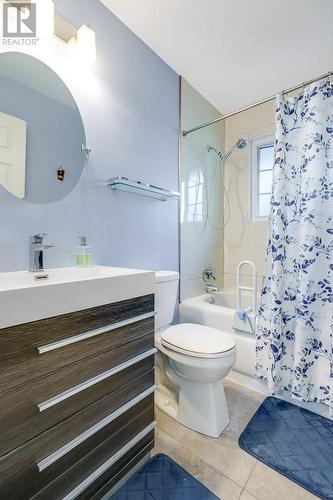 1405 Leonard Avenue, Cornwall, ON - Indoor Photo Showing Bathroom