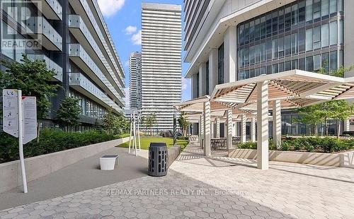 1209 - 138 Downes Street, Toronto, ON - Outdoor