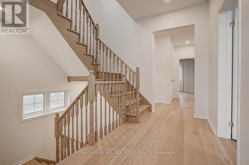 136 Ness Drive, Richmond Hill, ON - Indoor Photo Showing Other Room