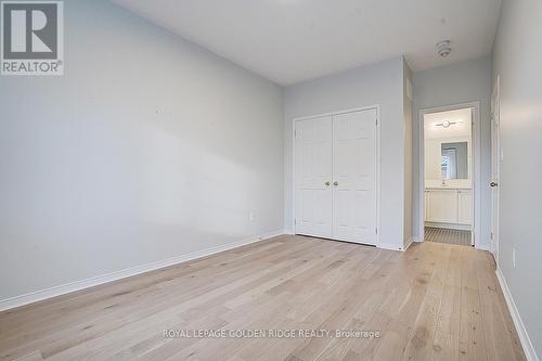 136 Ness Drive, Richmond Hill, ON - Indoor Photo Showing Other Room