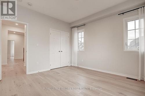 136 Ness Drive, Richmond Hill, ON - Indoor Photo Showing Other Room