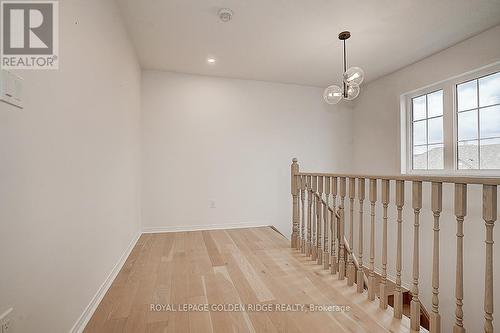 136 Ness Drive, Richmond Hill, ON - Indoor Photo Showing Other Room