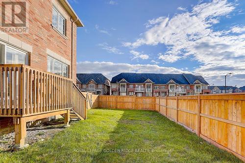 136 Ness Drive, Richmond Hill, ON - Outdoor