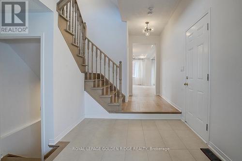 136 Ness Drive, Richmond Hill, ON - Indoor Photo Showing Other Room