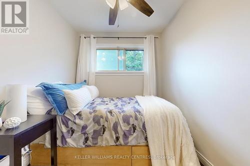 16 - 124 Wales Avenue, Markham, ON - Indoor Photo Showing Bedroom