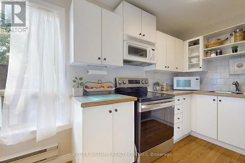 16 - 124 Wales Avenue, Markham, ON - Indoor Photo Showing Kitchen With Double Sink