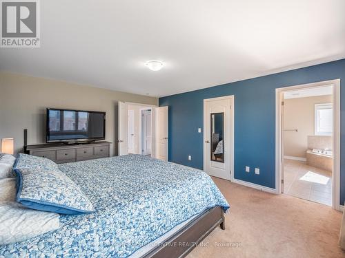 3046 Stone Ridge Boulevard, Orillia, ON - Indoor Photo Showing Bedroom