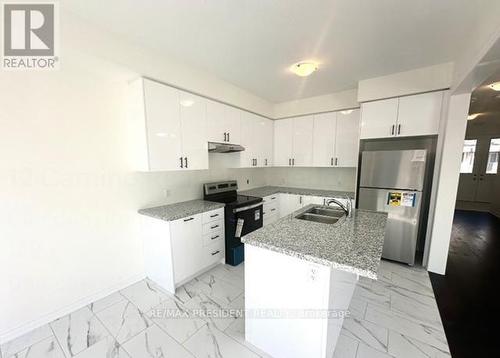 12 Camino Real Drive, Caledon, ON - Indoor Photo Showing Kitchen With Double Sink