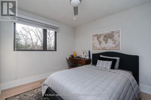 561 Rebecca Street, Oakville, ON - Indoor Photo Showing Bedroom