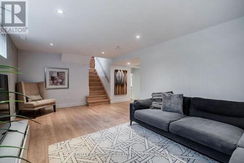 561 Rebecca Street, Oakville, ON - Indoor Photo Showing Living Room