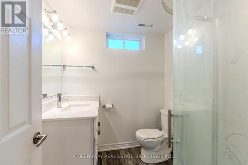 Lower - 12 Argyle Drive, Guelph, ON - Indoor Photo Showing Bathroom