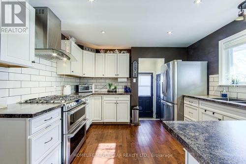 14 Webb Street E, East Luther Grand Valley, ON - Indoor Photo Showing Kitchen With Upgraded Kitchen