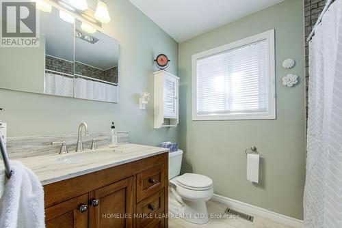 14 Webb Street E, East Luther Grand Valley, ON - Indoor Photo Showing Bathroom