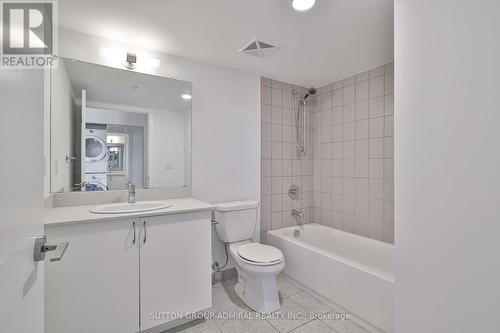 809 - 8 Trent Avenue, Toronto, ON - Indoor Photo Showing Bathroom