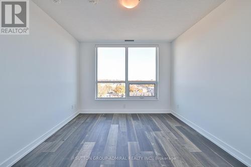 809 - 8 Trent Avenue, Toronto, ON - Indoor Photo Showing Other Room