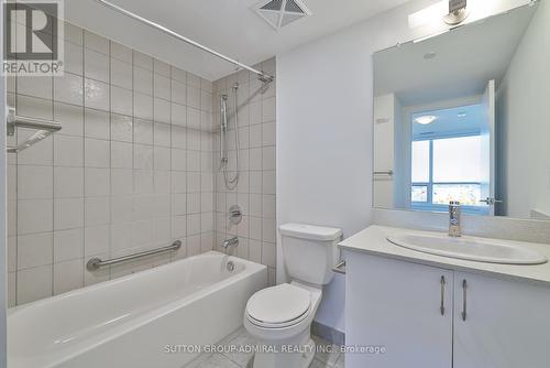 809 - 8 Trent Avenue, Toronto, ON - Indoor Photo Showing Bathroom