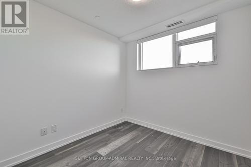 809 - 8 Trent Avenue, Toronto, ON - Indoor Photo Showing Other Room