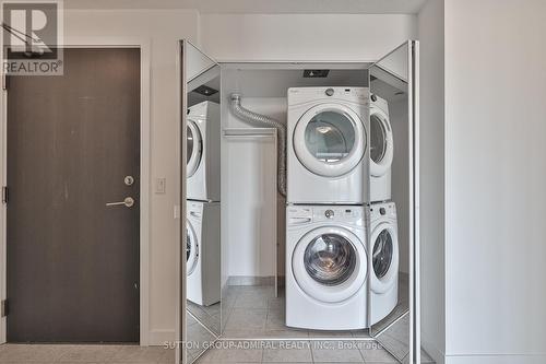 809 - 8 Trent Avenue, Toronto, ON - Indoor Photo Showing Laundry Room