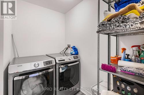 112 Freedom Crescent, Hamilton, ON - Indoor Photo Showing Laundry Room