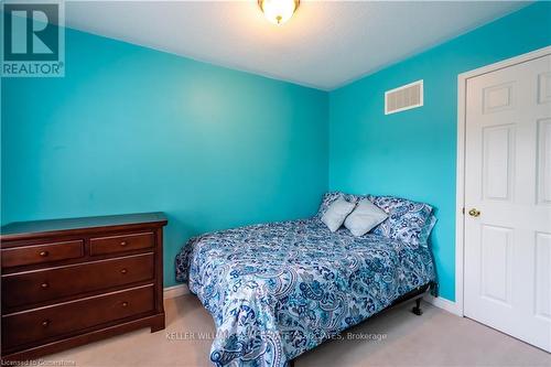 2391 Curtis Road, Burlington, ON - Indoor Photo Showing Bedroom