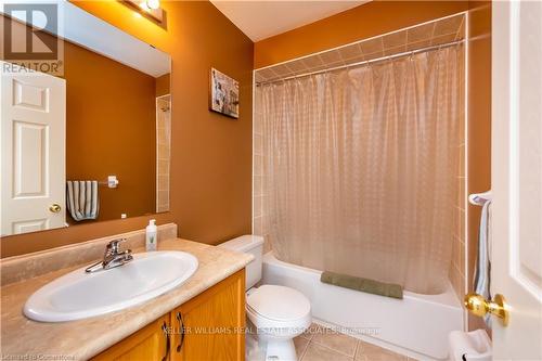 2391 Curtis Road, Burlington, ON - Indoor Photo Showing Bathroom