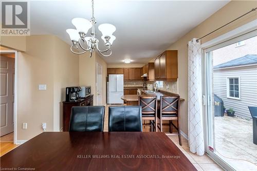 2391 Curtis Road, Burlington, ON - Indoor