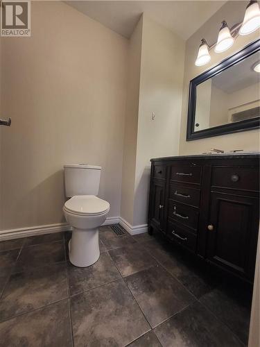 52 Westview Crescent, Greater Sudbury, ON - Indoor Photo Showing Bathroom