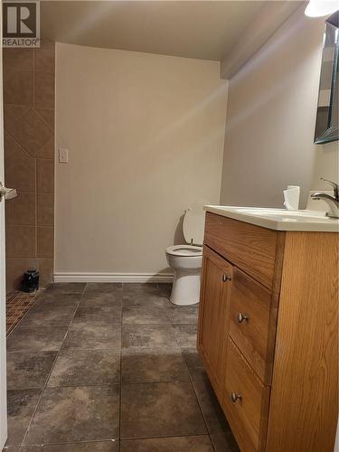 52 Westview Crescent, Greater Sudbury, ON - Indoor Photo Showing Bathroom